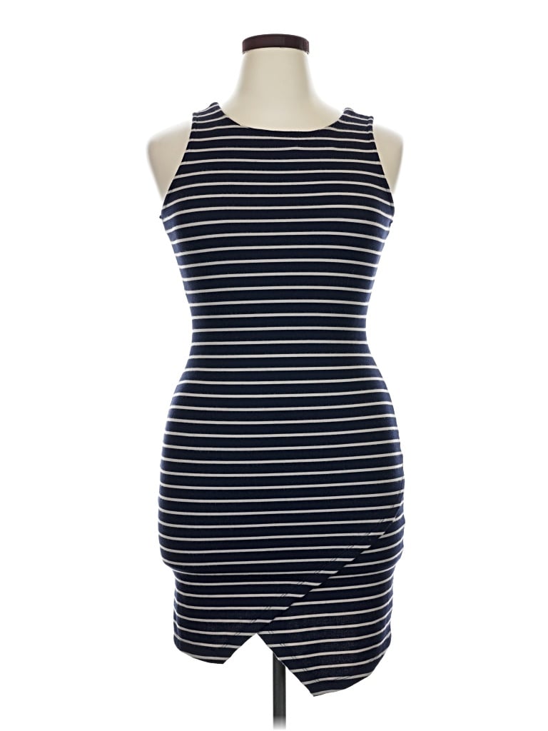 Pre-owned Iris Casual Dress In Blue