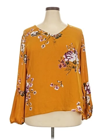 Maurices 3/4 Sleeve Blouse (view 1)