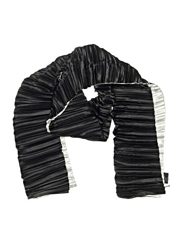 Carlisle Scarf (view 1)