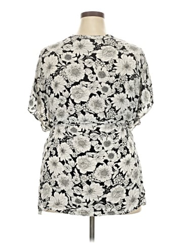 Walmart Kimono (view 2)
