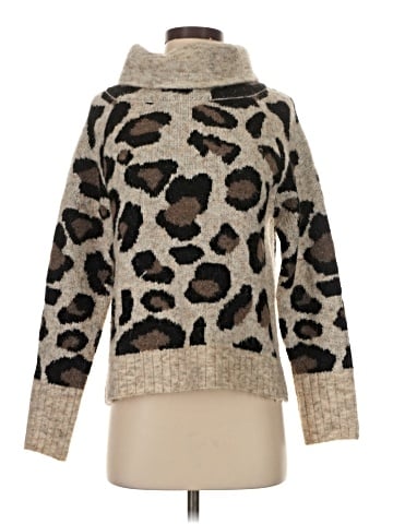 RD Style Pullover Sweater (view 1)