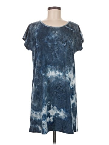 Free Kisses Casual Dress (view 1)