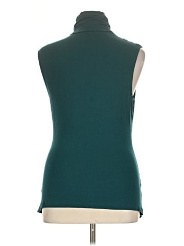 Jennifer Lopez Casual Dress (view 2)