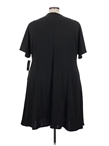 Donna Morgan Casual Dress (view 2)