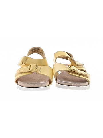 Wonder Nation Sandals (view 2)