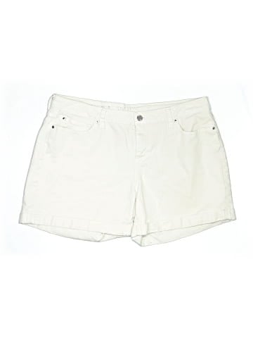 Jennifer Lopez Khaki Shorts (view 1)
