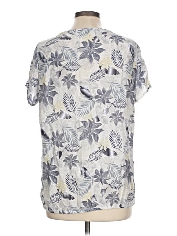 Yest Short Sleeve T-Shirt (view 2)