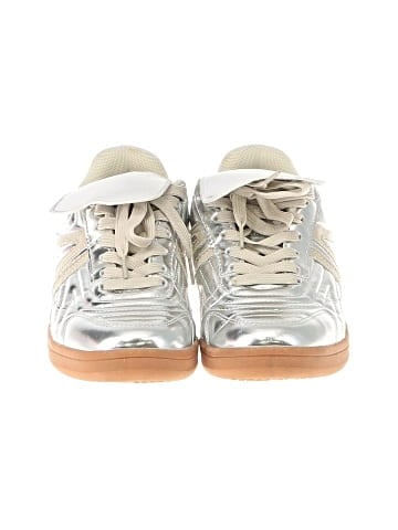 Project Cloud Sneakers (view 2)