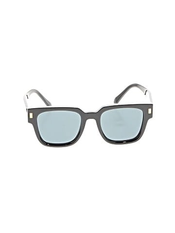 Louis Vuitton Sunglasses (view 2)