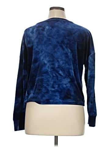 HOTOUCH Pullover Sweater (view 2)