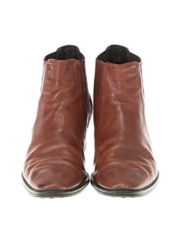 Tod's Ankle Boots (view 2)