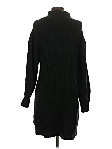 Old Navy Casual Dress (view 2)