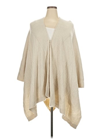 Alfani Poncho (view 1)