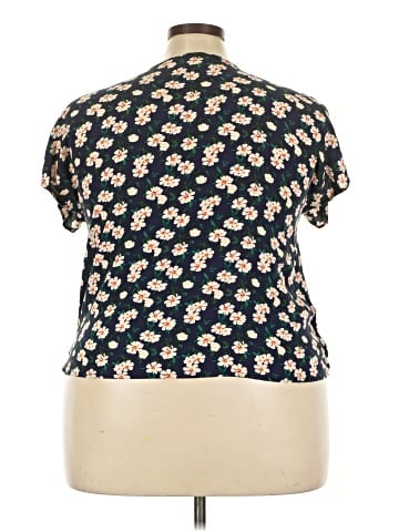 dip Short Sleeve Blouse (view 2)