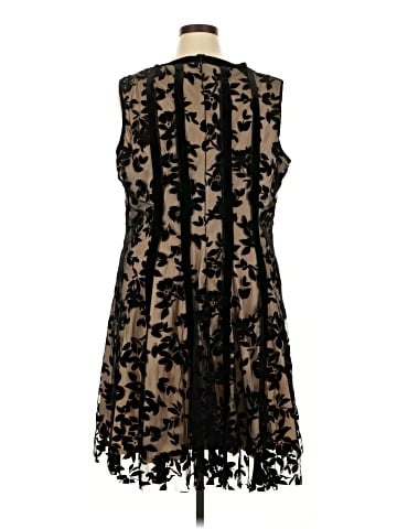 Taylor Cocktail Dress (view 2)