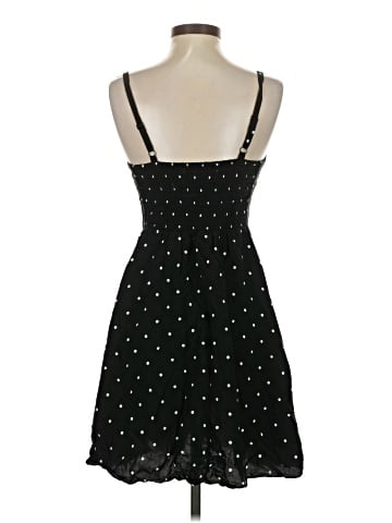 Old Navy Casual Dress (view 2)