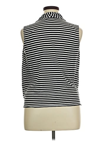 Attention Sleeveless Top (view 2)
