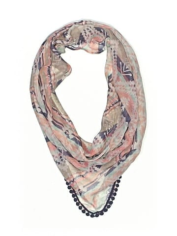 Wallace Scarf (view 1)
