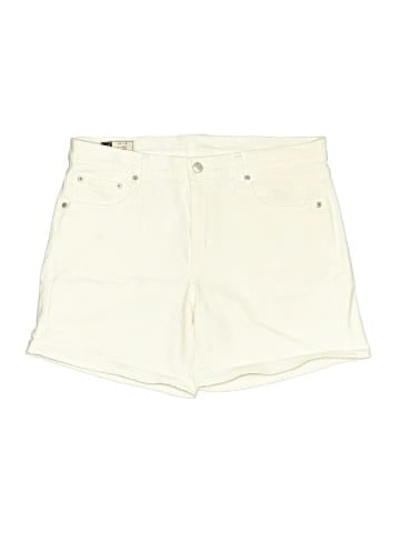Gap Shorts (view 1)
