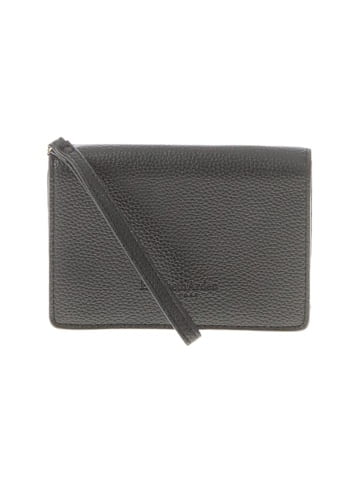 Elizabeth Arden Wristlet (view 1)