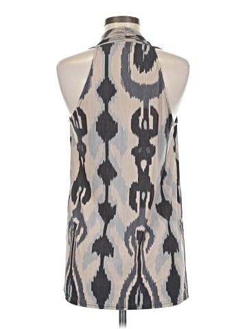 Viereck Tank Top (view 2)