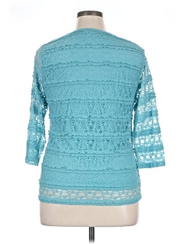 Casual Express Apparel 3/4 Sleeve Top (view 2)