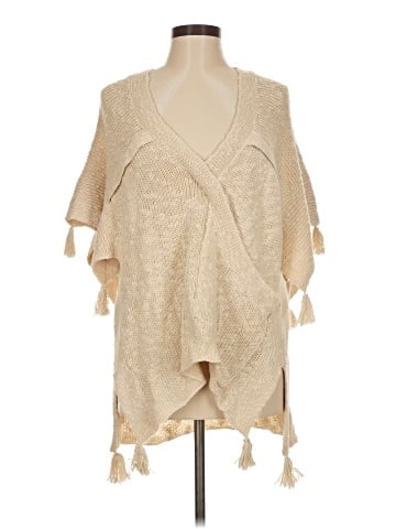 Seaton Poncho (view 1)