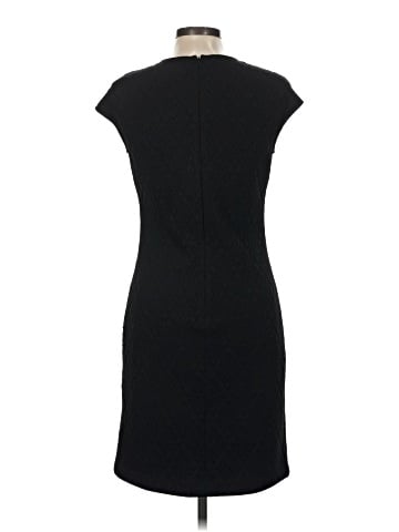 Donna Morgan Casual Dress (view 2)