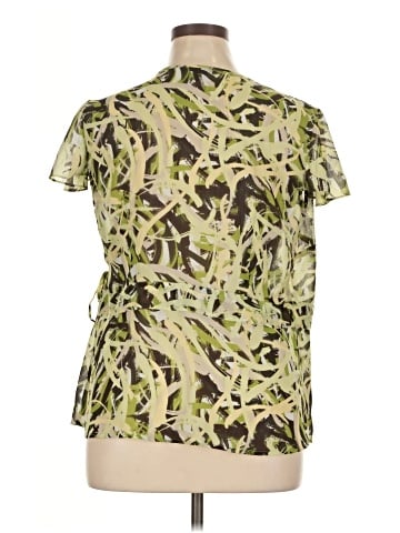 Lane Bryant Outlet Short Sleeve Blouse (view 2)
