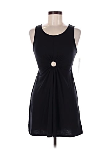 Habitual Sleeveless Top (view 1)