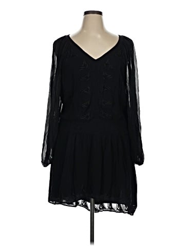 Leifsdottir Casual Dress (view 1)