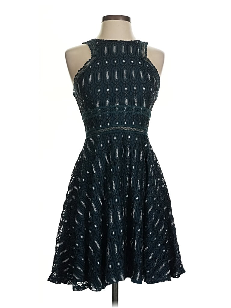 Pre-owned Francesca's Cocktail Dress In Blue