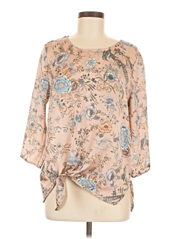 Le Lis 3/4 Sleeve Blouse (view 1)