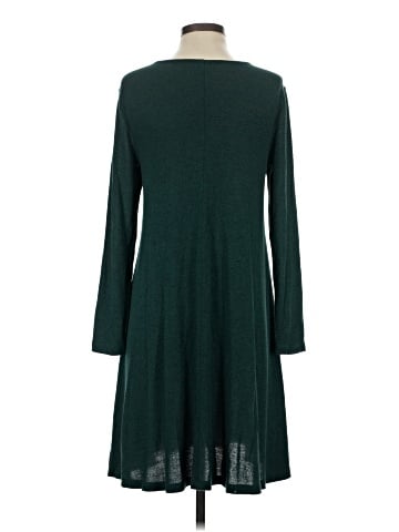 Old Navy Casual Dress (view 2)