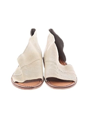 Free People Flats (view 2)