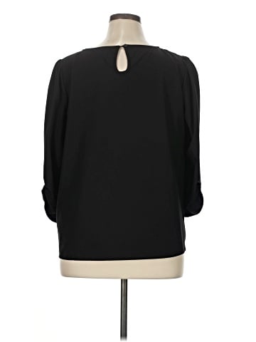 Sunny Leigh 3/4 Sleeve Top (view 2)
