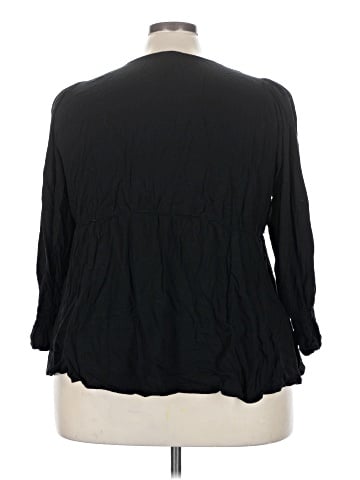 Torrid 3/4 Sleeve Blouse (view 2)