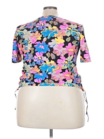 Modli Short Sleeve T-Shirt (view 2)