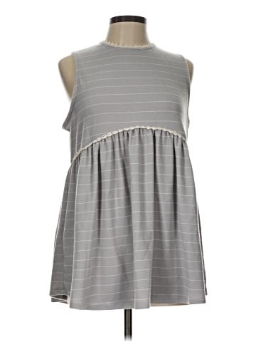 Betsey's Boutique Shop Casual Dress (view 1)