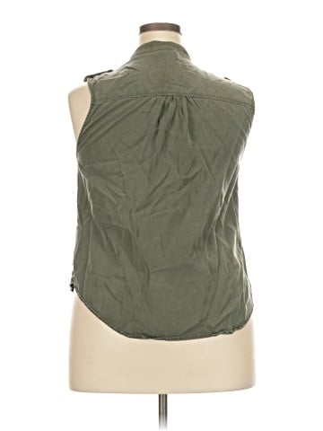 Mossimo Vest (view 2)