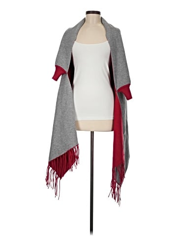 Pretty Persuasions Poncho (view 1)