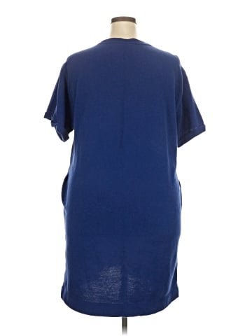 Crown & Ivy Casual Dress (view 2)