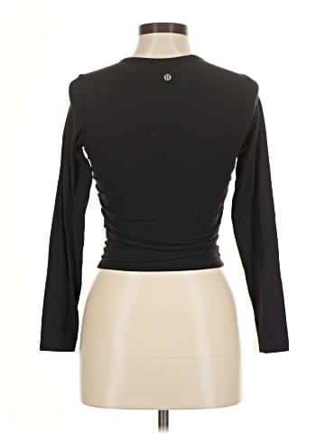 Lululemon Athletica Long Sleeve T-Shirt (view 2)