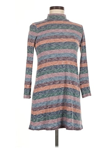 American Eagle Outfitters Casual Dress (view 1)