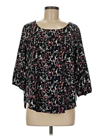 Le Lis 3/4 Sleeve Blouse (view 1)