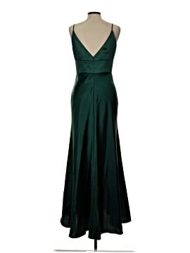 Premium Formal Dresses: New & Used On Sale Up To 90% Off | ThredUp