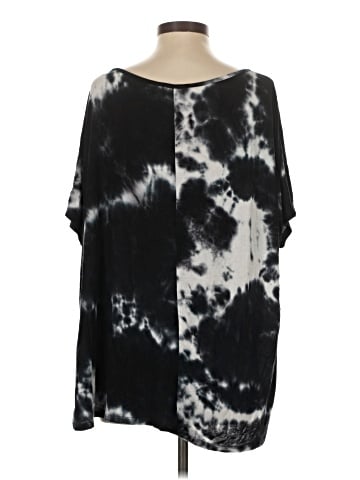 Assorted Brands Short Sleeve T-Shirt (view 2)