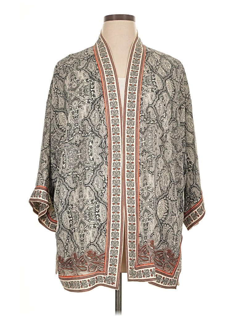 Pre-owned Max Studio Kimono In Gray