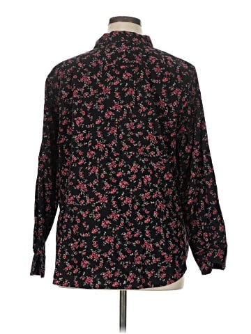 Chaps Long Sleeve Button-Down Shirt (view 2)