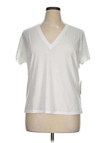 Vince. Short Sleeve T-Shirt (view 1)